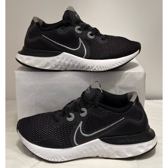 Nike React Flyknit Women’s Size 8.5 - Picture 1 of 8
